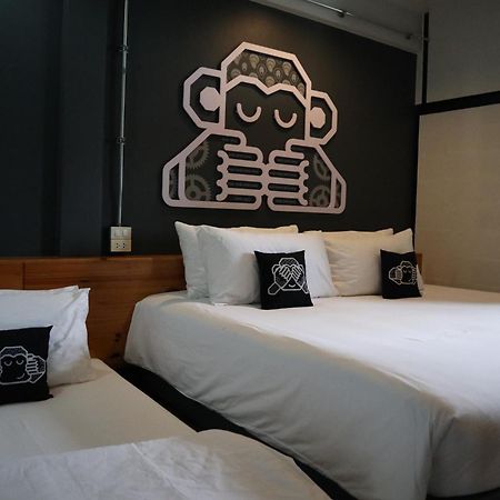 Blu Monkey Hub & Hotel Surat Thani Buitenkant foto
